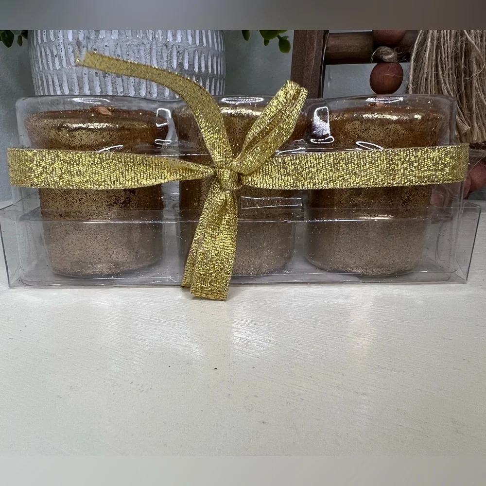 Brand New-Set of 3 Metallic Votives